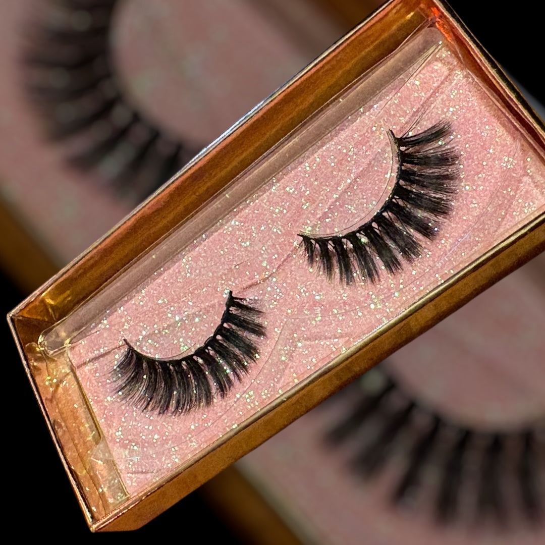 “LILY BUG” Faux Mink Strip Lashes